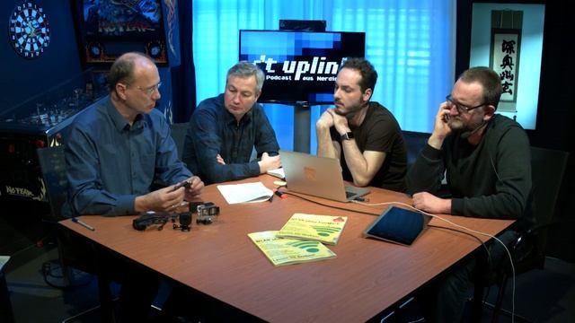 c't uplink 10.9: AlphaGo: Mensch vs. KI / Action-Cams / Abmahnungen смотреть онлайн