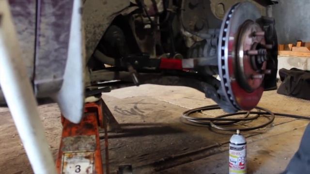 Tie Rod End removal & replacement (Dodge Caravan 96-07 Chrysler Town and Country) смотреть онлайн