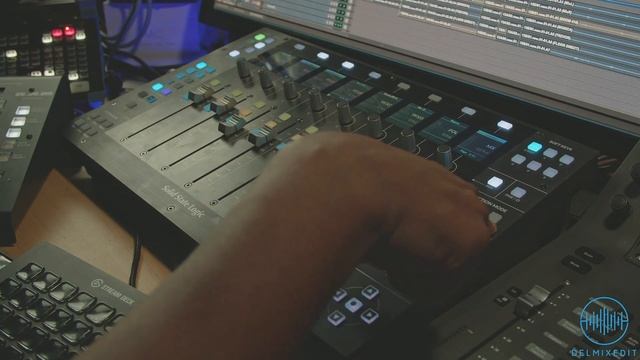 S1 vs UF8: A Comparative Look at the Controls for Pro Tools Users смотреть онлайн