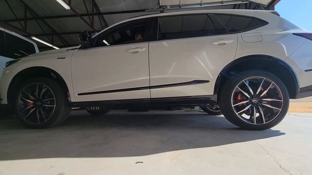 MDX Type S - air suspension height comparison смотреть онлайн