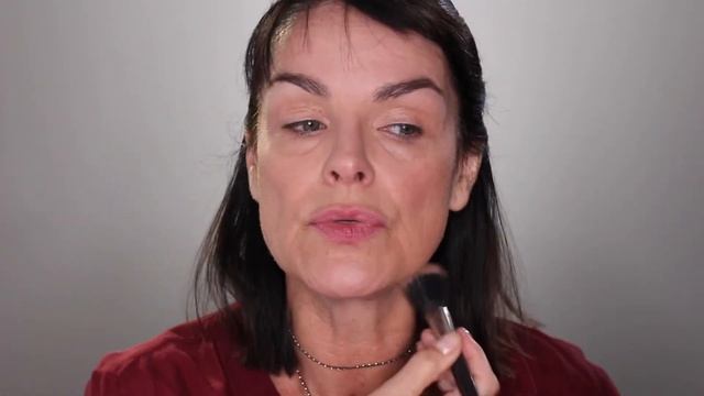 FALL 2019 TREND: BURGUNDY LIPSTICK! MATURE MAKEUP TUTORIAL FOR OLDER WOMEN/HOW TO WEAR BURGUNDY LIP смотреть онлайн