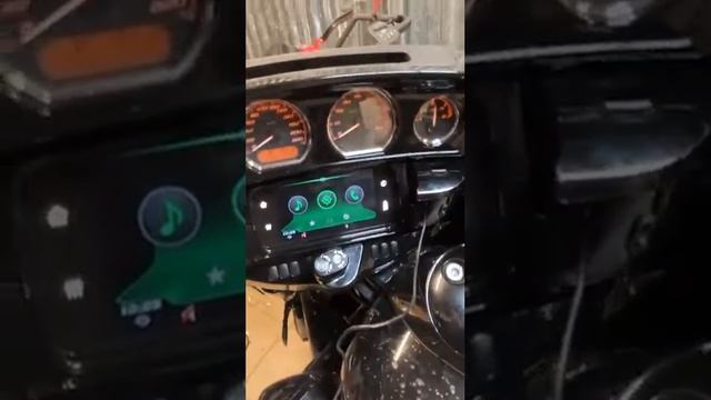 Android auto и Apple Car play на Boom box GTS. Harley Davidson Street Glide 2019 смотреть онлайн