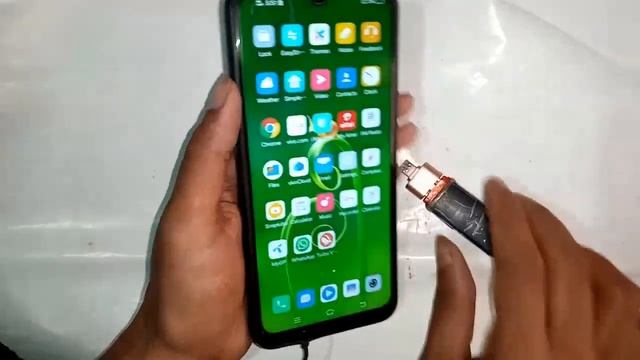 How to connect otg use pendrive Vivo Y20 phone смотреть онлайн