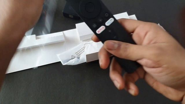 Xiaomi Mi TV Stick with Android TV - Unboxing and Demo смотреть онлайн