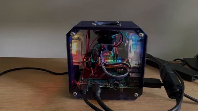 Ultimate Raspberry Pi 4 8GB Micro Desktop Including Amplified Speaker смотреть онлайн