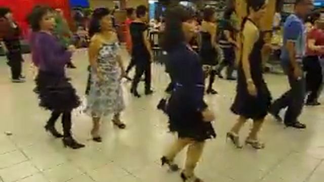 RAIN AGAINST MY WINDOW ( Line Dance ) смотреть онлайн