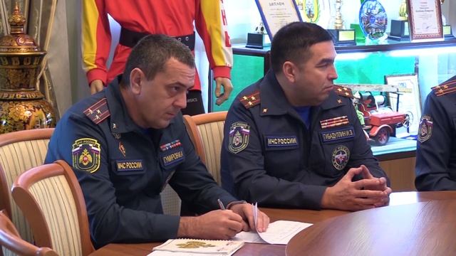 Ознакомительный визит в ГУ МЧС РФ по РТ делегации ведомственной охраны РЖД смотреть онлайн