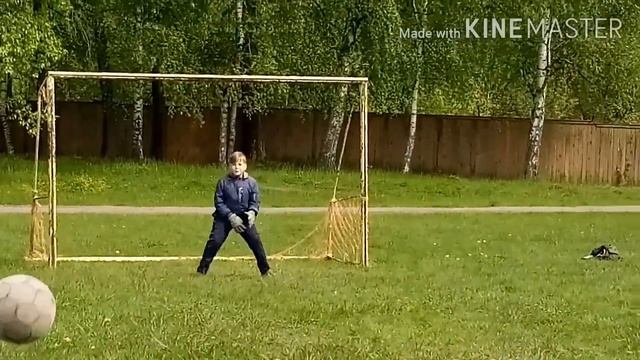 Играем в футбол. Пинальти, штрафные, выходи 1 на 1. смотреть онлайн
