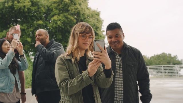 F8 Facebook AR Camera Demo смотреть онлайн