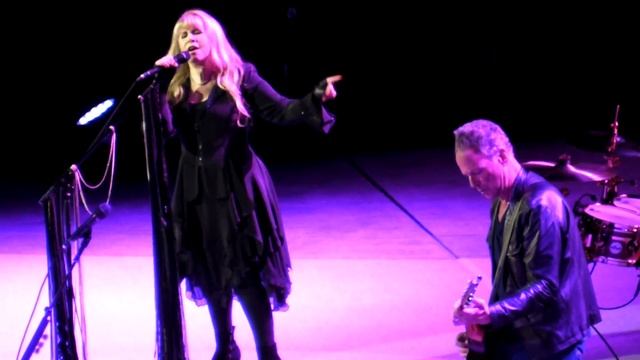 Fleetwood Mac - GYPSY @ Honda Center, Anaheim 5/28/13 смотреть онлайн