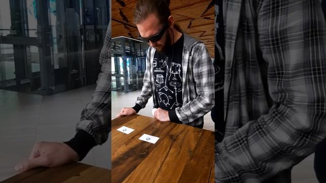 Blind user of The vOICe in Russia seeing with Vuzix Blade smart glasses смотреть онлайн