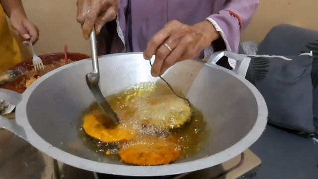 CARA MEMBUAT RAKIK MACO /PEYEK (PART2) смотреть онлайн