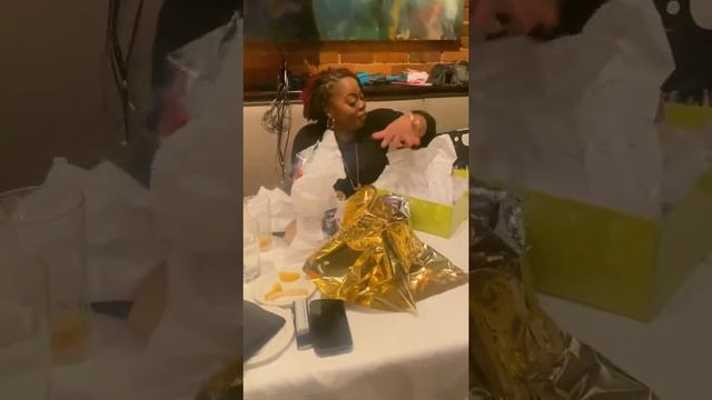 Ursula 40th birthday dinner смотреть онлайн