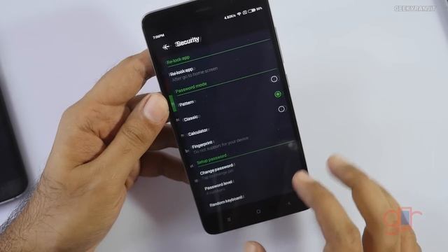 Tech Tips: Lock Android Apps with Fingerprint Scanner смотреть онлайн