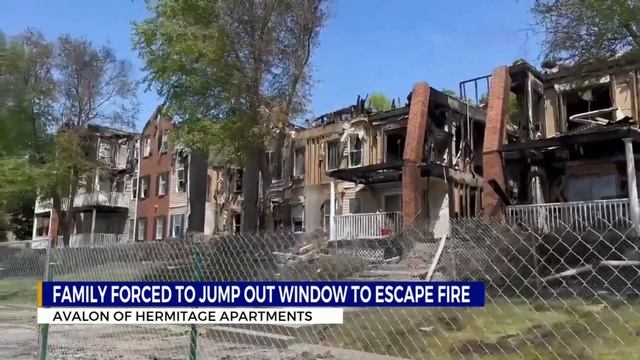 Family forced to jump out window to escape fire смотреть онлайн