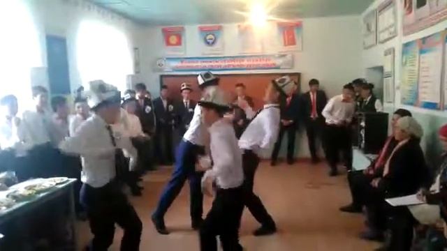 Асан Шеркулов мектеби 11-б класс смотреть онлайн