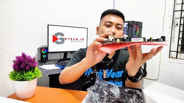 REVIEW MOTHERBOARD BULLDOZER H61B-LZ SOCKET LGA 1155 BUAT KERE HORE YANG PENGEN MOBO BARU смотреть онлайн