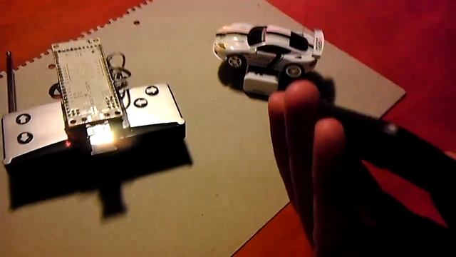 DX Mini R/C Car over bluetooth with Android смотреть онлайн
