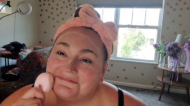 DIY PLUS SIZE SPA DAY: LUX Pamper and Skin Care Routine at Home смотреть онлайн