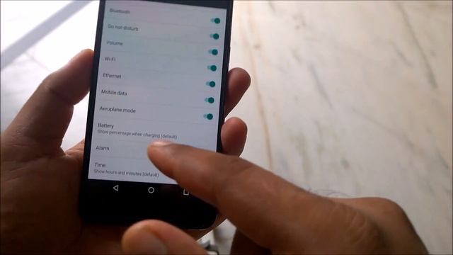 Android Nougat 7.0 Tips and Tricks - Display Battery Percentage & Seconds in Clock on Status Bar смотреть онлайн