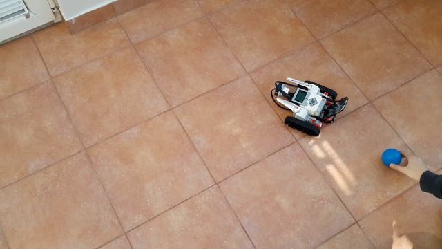 EV3DroidCV - Controlling a LEGO EV3 robot with Android phone using OpenCV смотреть онлайн