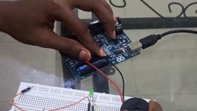 How to Interface Arduino | LED | Buzzer | Bluetooth | LED, Buzzer Control Using Bluetooth Module смотреть онлайн