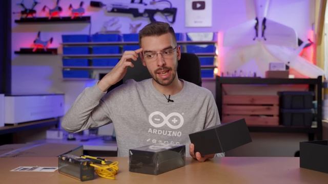 Regalo da Arduino? (e troppe stampanti) - 🎅 Unboxing Natalizio смотреть онлайн