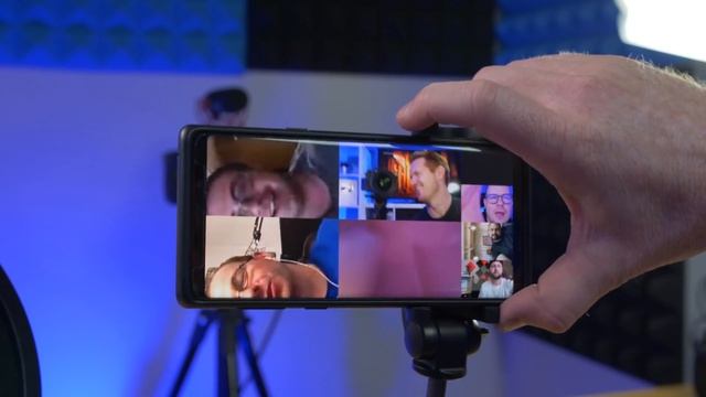 Google Duo, Group Video Calls for Android & iPhone смотреть онлайн