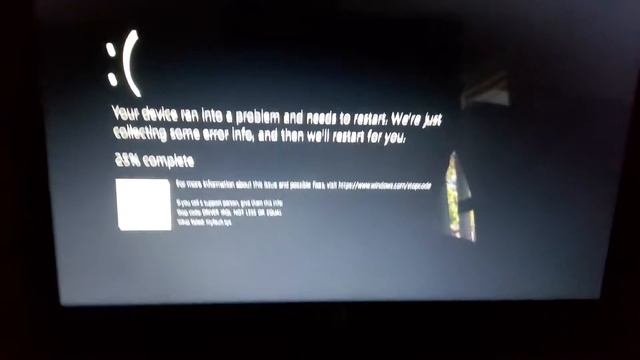 Windows 11 RTM Black Screen of Death (BSoD) смотреть онлайн
