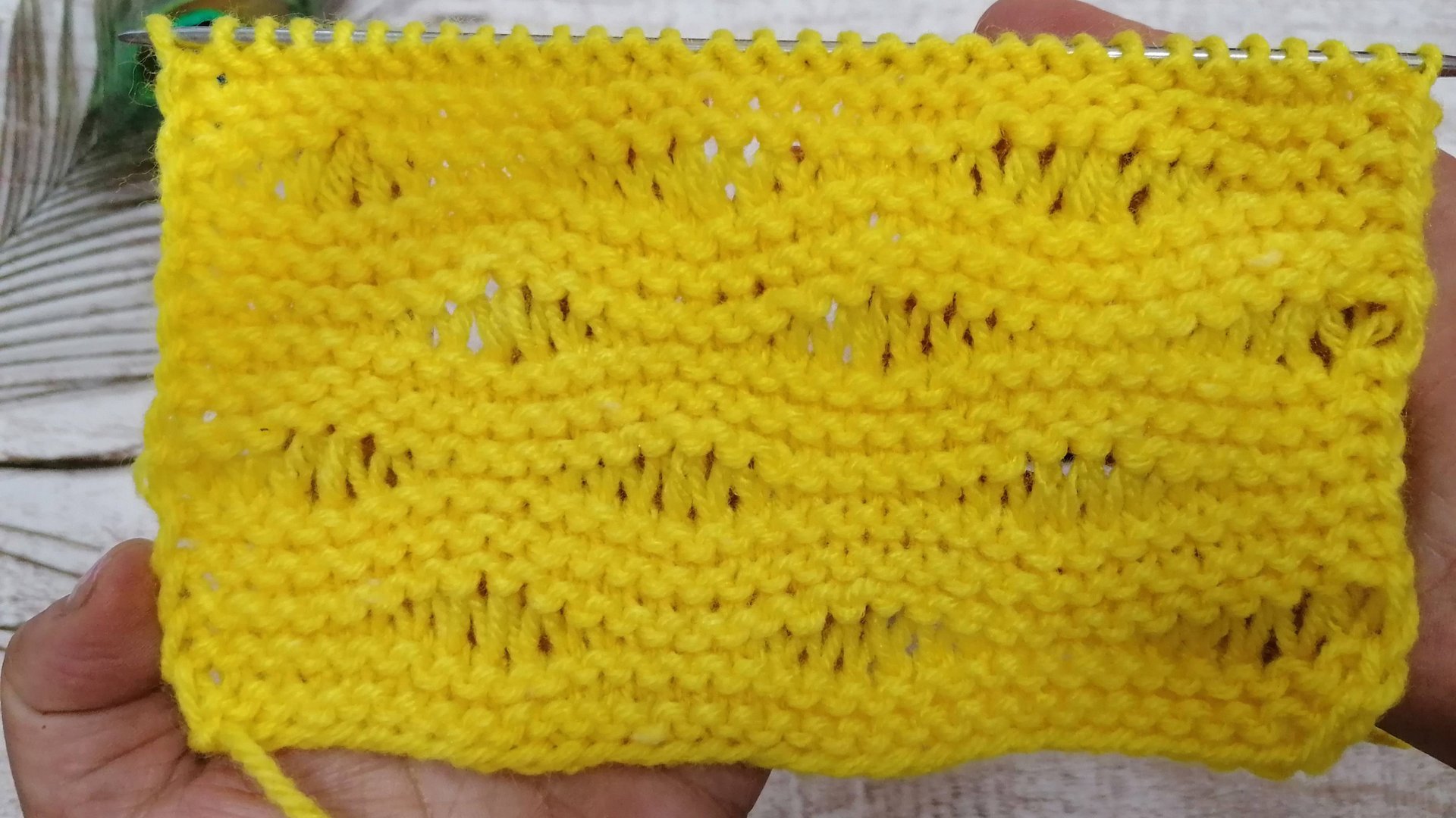 28//Очень простой узор спицами с вытянутыми петлями //Волны смотреть онлайн