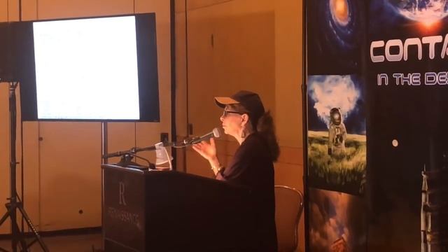 June 4, 2018: Linda Moulton Howe speaking on the last day at CITD 2018. смотреть онлайн