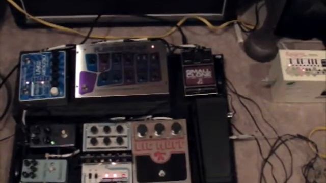 Electronic Tanpura vs. EHX Tube Zipper vs. Copilot FX Android 2 смотреть онлайн