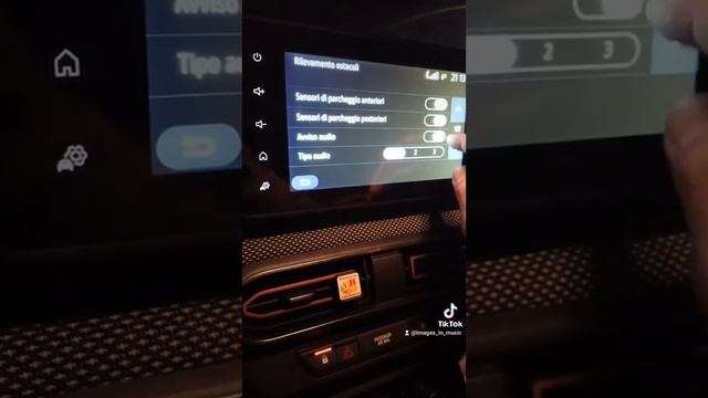 Android Auto Dacia Sandero 2021: impostazioni veicolo e settings смотреть онлайн