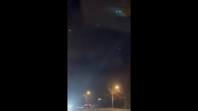 Four Lights Over University place, Washington Jan 8, 2022, UFO Sighting News. смотреть онлайн