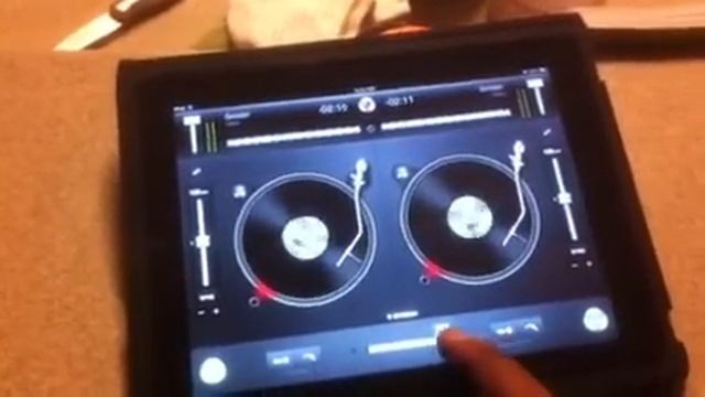 Choppin on the iPad djay app смотреть онлайн