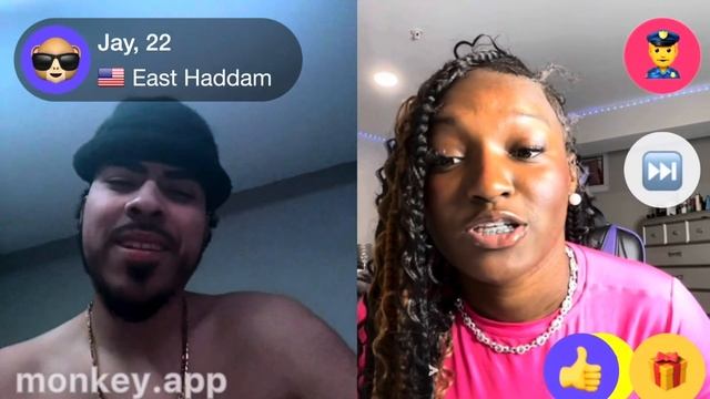 Trolling on the monkey app again *IM NOT BEING NICE ANYMORE* 😂 смотреть онлайн