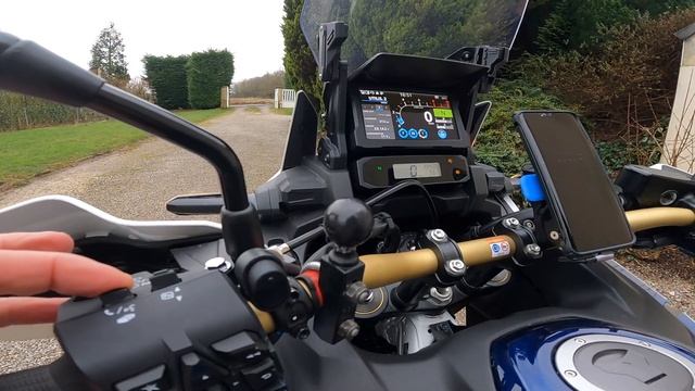 Test Android Auto Africa Twin 1100