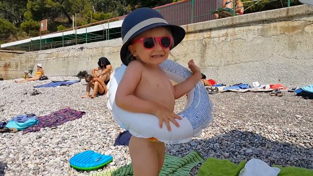 На пляже 28 августа 2015 г. смотреть онлайн