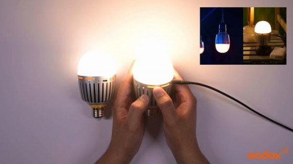 These ain't no ordinary light bulbs. Godox Knowled C7R & C10R RGBWW