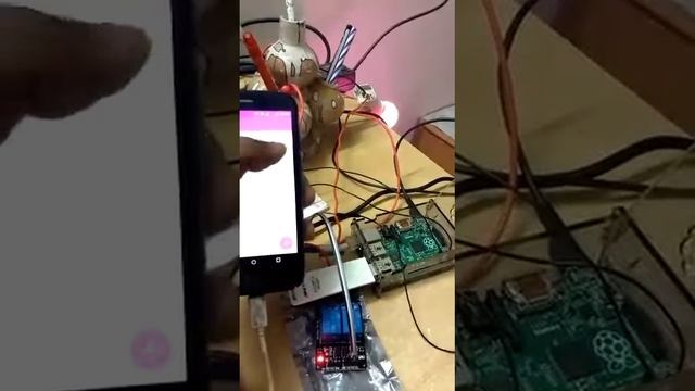 Home Automation using MQTT + Raspberry pi смотреть онлайн