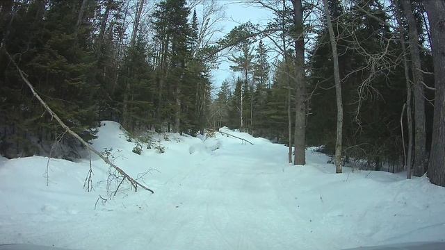 028 Day 3 - Drone Over Marquette Point to Crisp Point to Whitefish Point in 4K смотреть онлайн