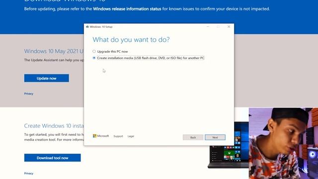 How to make a bootable Pendrive to install windows 10 in any PC / LAPTOP (in 5 minutes) смотреть онлайн