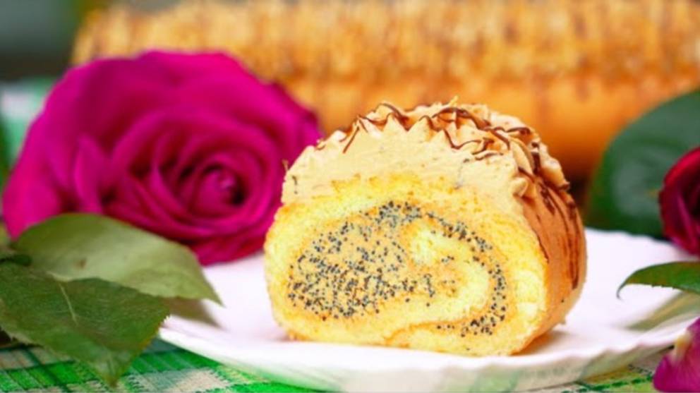 ЛЁГКИЙ бисквитный рулет к чаю смотреть онлайн