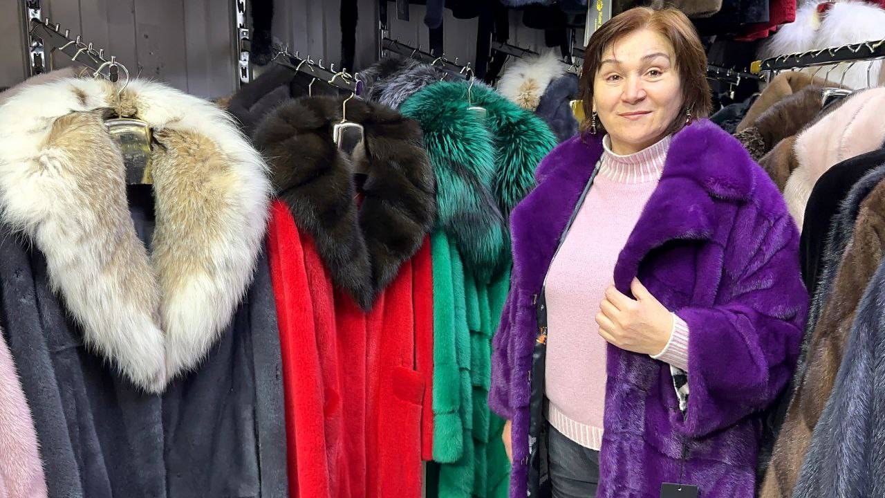 Новинки Зима 2025 Большая коллекция шуб и полушубков у Марины смотреть онлайн