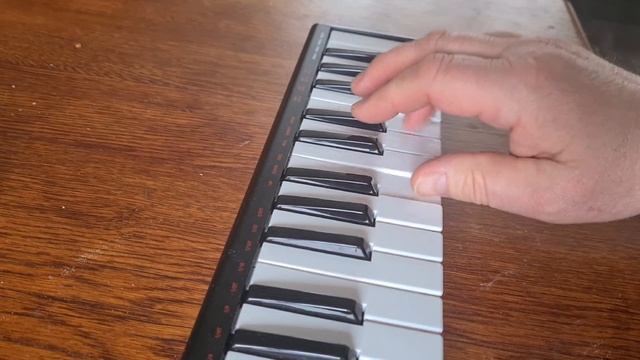Cubasis 3 on iPad keyboard Akai APK 25 Short demo смотреть онлайн