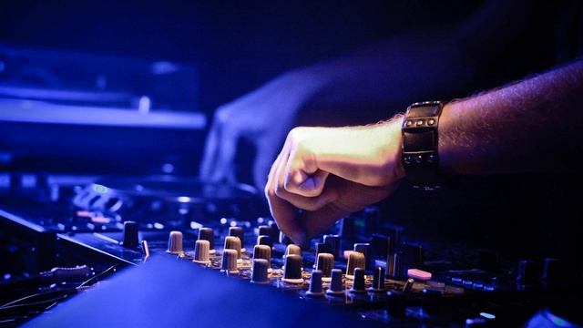 BASIC RINGTONE || Z MUSIC || FREE TO USE смотреть онлайн