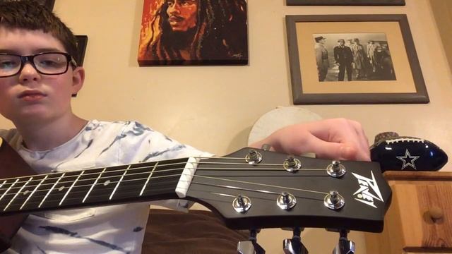 How to tune your acoustic guitar using GuitarTuna by Yousician (Tutotial) смотреть онлайн