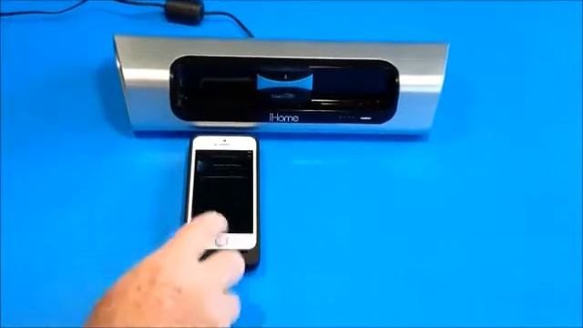 How to Connect iPhone 5 to iHome with CoolStream смотреть онлайн