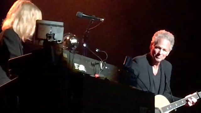Lindsey Buckingham and Christine McVie Never Going Back Again Mann Center Philadelphia PA 6/30/17 смотреть онлайн