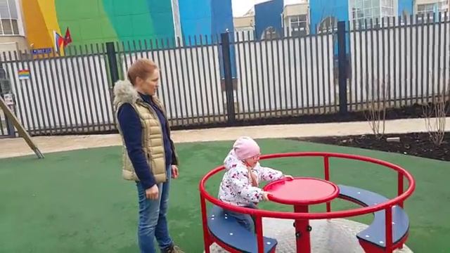На площадке(2) смотреть онлайн
